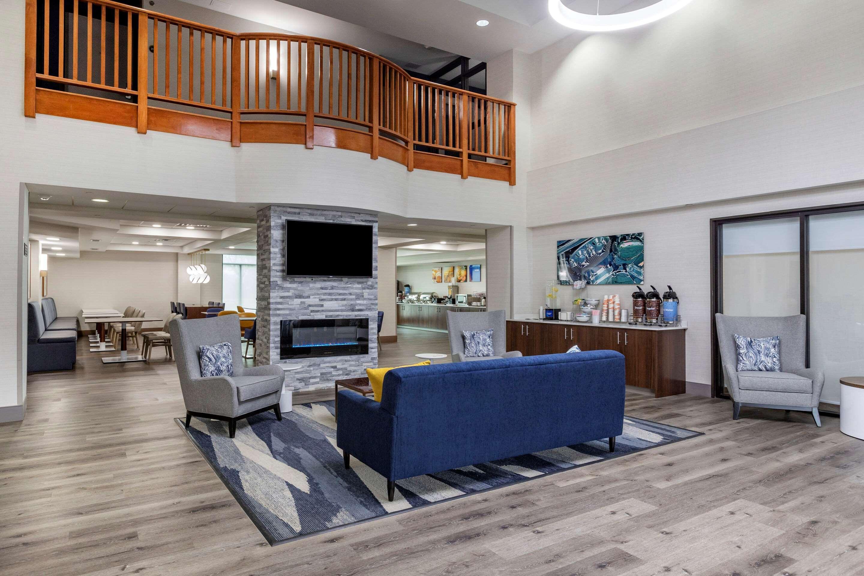 Comfort Inn & Suites Grand Blanc-Flint מראה חיצוני תמונה