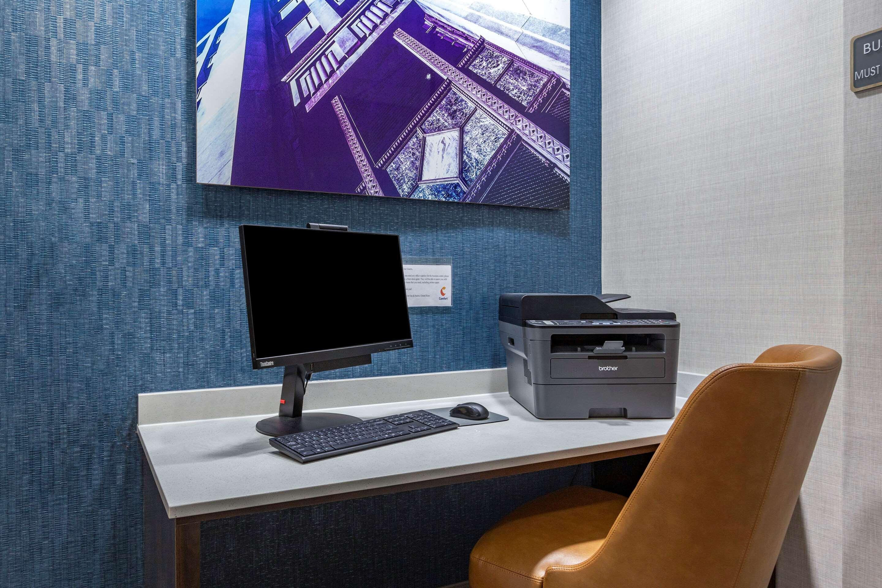 Comfort Inn & Suites Grand Blanc-Flint מראה חיצוני תמונה